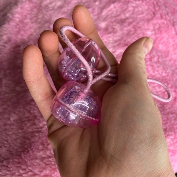 💖2008 vintage Sanrio hair ties💖 - Picture 5 of 5